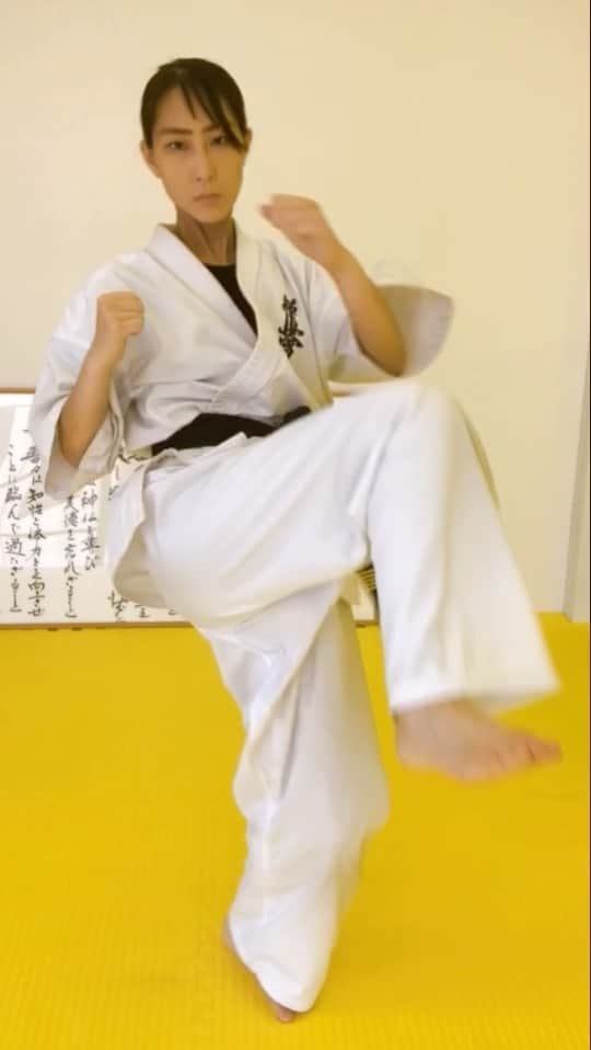 浜井美香のインスタグラム：「#kyokushin #karate #kyokushinwomen #martialarts #kick #kumite #blackbelt #training #空手 #極真  #كيوكوشن」