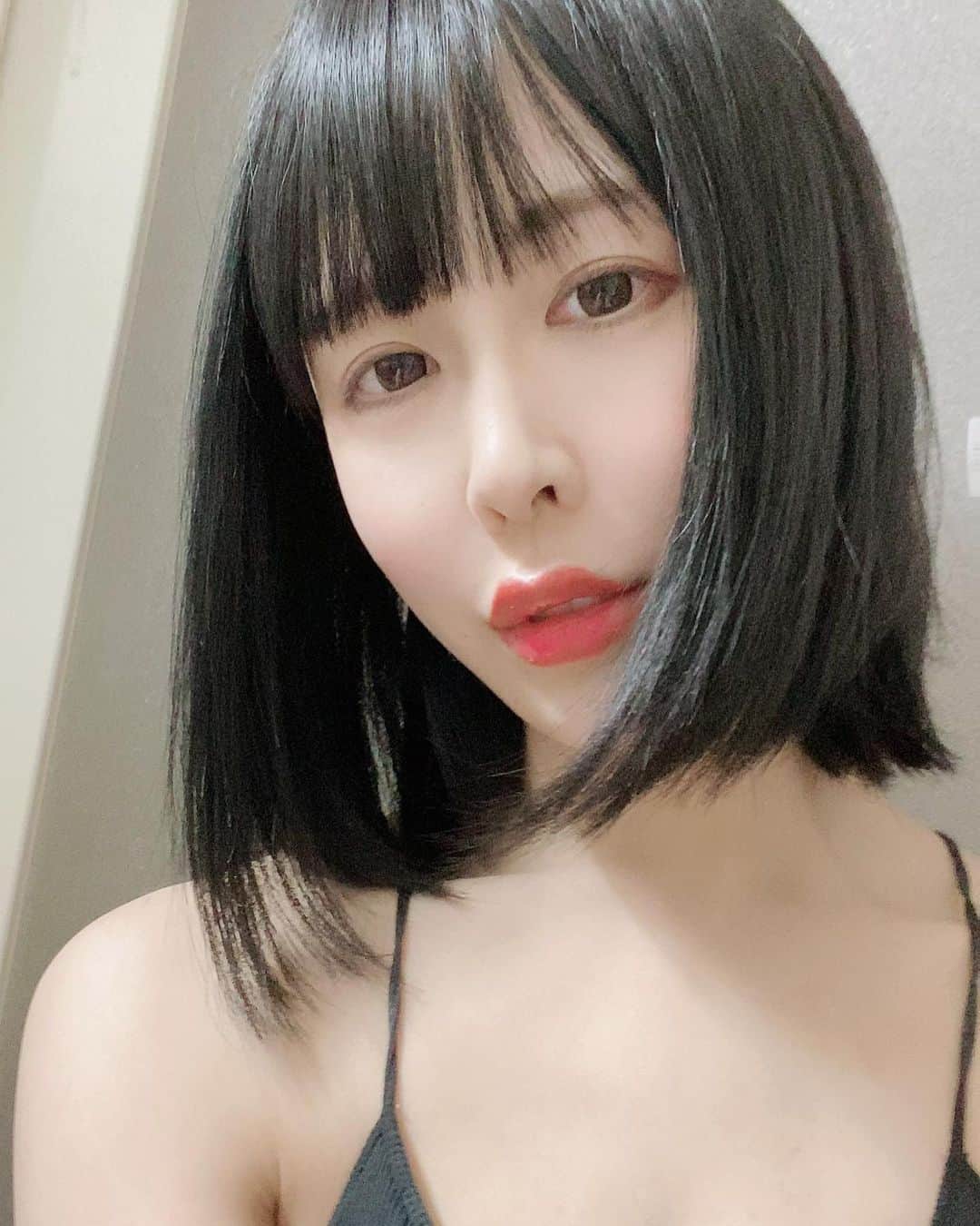 朝日奈るみな（芽森しずく）のインスタグラム：「髪の毛暗いのとっても好き❤️❤️❤️」