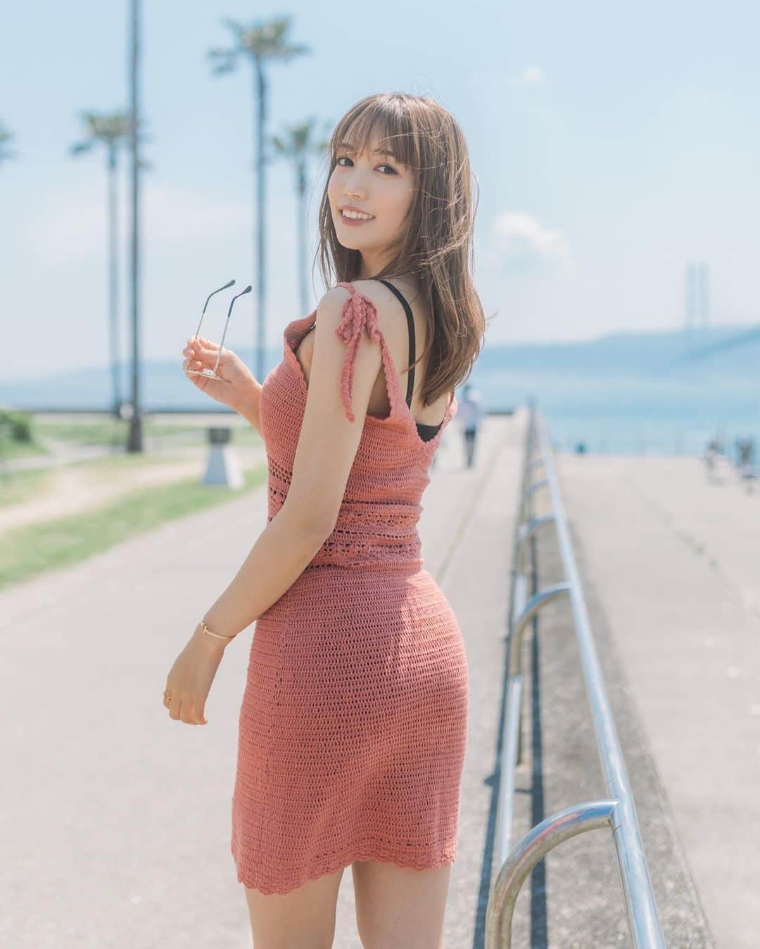 ののさんのインスタグラム写真 - (ののInstagram)「. サマーニット☀️  Photographer. @tn_square  #一眼レフ#ポートレート#ワンピ#ポトレ#被写体#アジュール舞子#兵庫県#サロンモデル#サロモ#淡路島#東京カメラ部#ファインダー越しの私の世界#カメラ#作品撮り#ダイエット#くびれ#尻トレ#筋トレ女子#デニム#ジーンズ#デニムワンピ#ミニスカート#ミニスカ#プチプラ#プチプラコーデ#portrait#summer#blackpink#fineart#japan」6月11日 17時29分 - nonoko0309