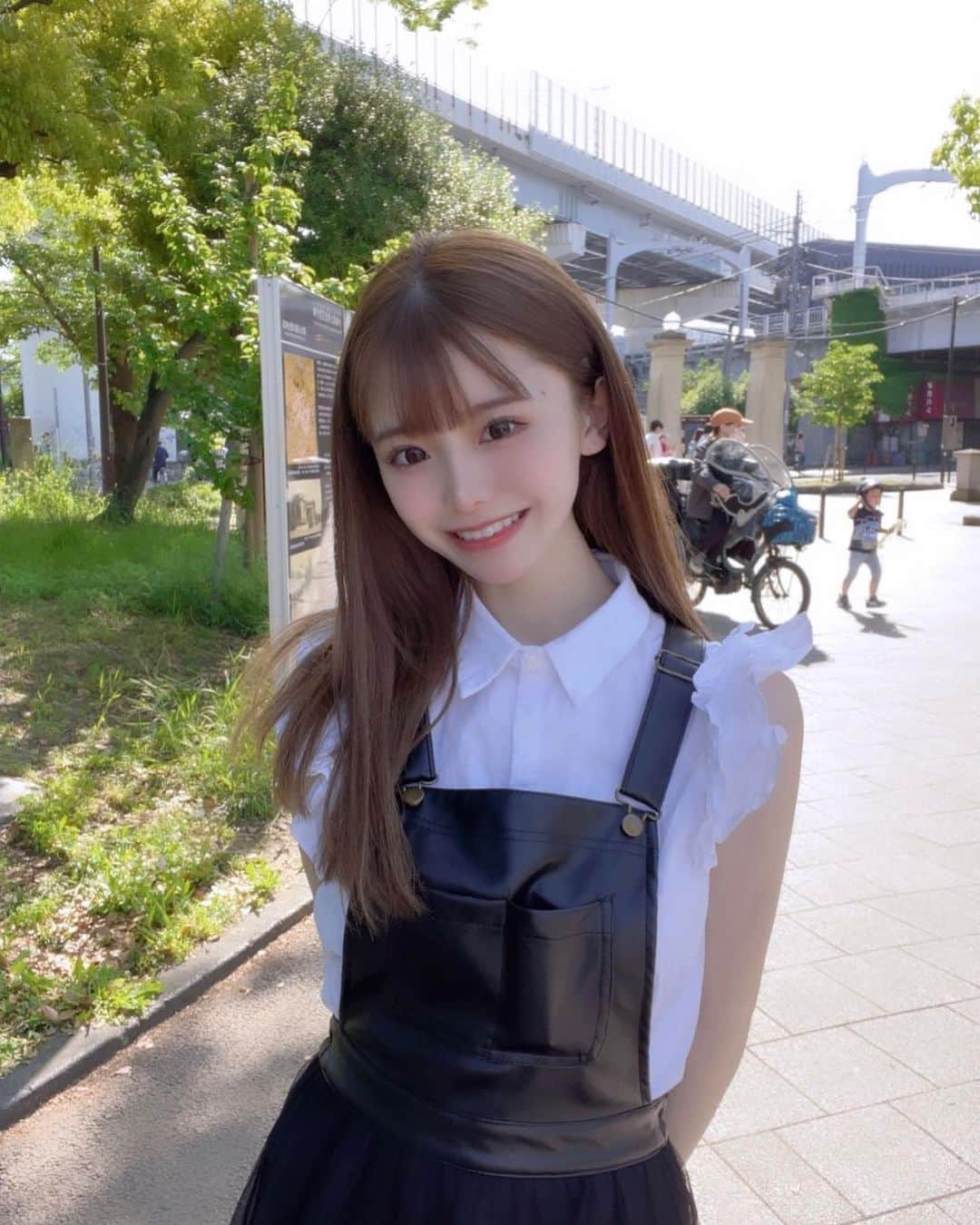 美女美容事情さんのインスタグラム写真 - (美女美容事情Instagram)「《休日はママとお出かけ🌺🧡》⁠⠀ *⠀⠀⠀⠀⠀⠀⁠⠀⁠⠀⁠⠀⁠⠀⁠⠀ 今回ご紹介させて頂きますのは!!👀❤️⁠⠀⁠⠀⁠⠀⁠⠀⁠⠀ せなさん<@sena_chiro> の素敵なお写真📸⠀⁠⠀⁠⠀⁠⠀ *⠀⁠⠀ 笑顔が素敵でかわいすぎますね‼︎😆💖⠀ 透明感があり癒されますね🤍✨⠀⠀⠀⁠⠀⁠⠀⁠⠀⁠⠀⁠⠀ *⠀⁠⠀⁠⠀⁠⠀⁠⠀⁠⠀ せなさん<@sena_chiro> 素敵な投稿をありがとうございました☺️📸✨⠀⁠⠀ せなさんのアカウントには他にも素晴らしい投稿が沢山ありますので是非覗いてみてくださいね💁‍♀️💙⁠ ⁠⠀ ⠀⠀⁠⠀⁠⠀⁠⠀⁠⠀ △▼△▼△▼△▼△▼△▼△▼△▼△▼ ⁠⠀⁠⠀⁠⠀⁠⠀ ❤️🧡💛「ビジョビ (美女美容事情)」💚💙💜⠀⠀⠀⠀⠀⠀⠀⠀⠀⠀⠀⠀⠀⠀⁠⠀⁠⠀⁠⠀⁠⠀⁠⠀⁠⠀ 👇掲載ご希望の方は👇⠀⠀⠀⠀⠀⠀⠀⠀⠀⠀⠀⠀⠀⠀⠀⁠⠀⁠⠀⁠⠀⁠⠀⁠⠀⁠⠀ @b_b_j.jタグ付けと🖤 #ビジョビ ⁠⠀⁠⠀ 🖤タグ付けお願いします⠀⠀⠀⠀⠀⠀⠀⠀⠀⠀⠀⠀⠀⠀⠀⁠⠀⁠⠀⁠⠀⁠⠀⁠⠀⁠⠀ △▼△▼△▼△▼△▼△▼△▼△▼△▼ ⁠⠀⁠⠀ #美人#美女#休日コーデ#清楚⠀ #癒し#透明感#笑顔#美白美人⠀ #インスタ美女#インスタ美人」6月11日 19時01分 - b_b_j.j