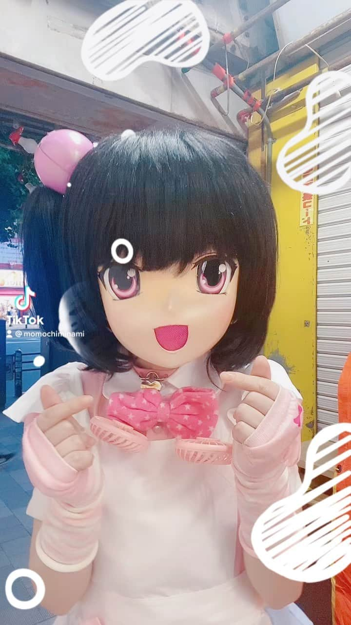 桃知みなみのインスタグラム：「#秋葉原 で放送終わりに(っ´ω`ｃ)  #TikTok 再びマイブームもっち♪  #akibaTV #akihabara  #momochiminami #桃知みなみ」