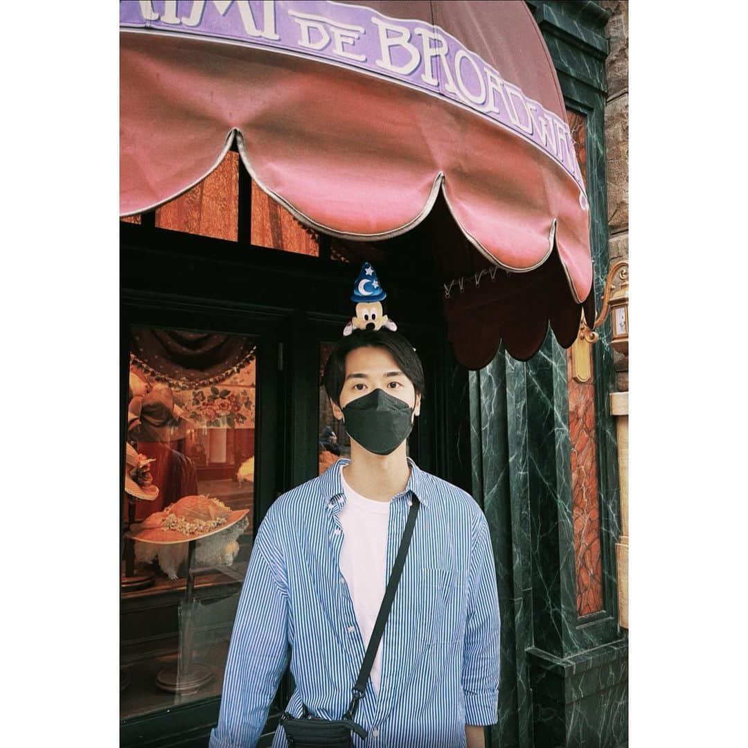 のインスタグラム：「. 休みの日に行ったディズニー✌️  #tokyodisneyresort  #disney  #film #camera」