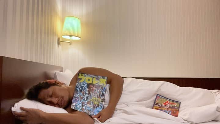 高橋ヒロムのインスタグラム：「【WEEKLY PRO-WRESTLING now on sale!】  #週プロ」