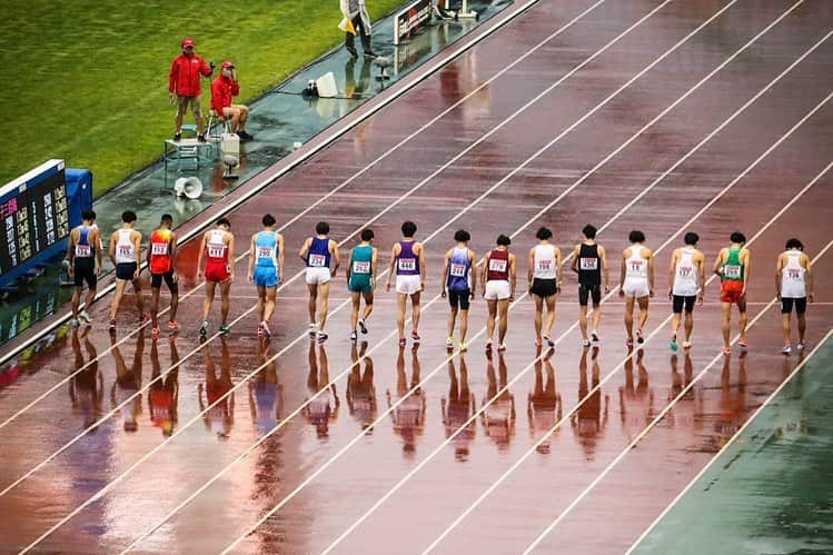 青木涼真さんのインスタグラム写真 - (青木涼真Instagram)「日本選手権　3000SC 8'20"09  2nd🥈　PB  標準記録を突破して世界陸上への代表権を獲得することが出来ました  このレースに臨むにあたって様々な葛藤がありましたが、サポートしてくださる方々、応援してくださる方々のおかげで最高の結果を得られました  ありがとうございました  I will return to Oregon for the World Championships.  📸: @iam_saya_a , @sushiman_kawarai」6月12日 13時22分 - blue_tree0616