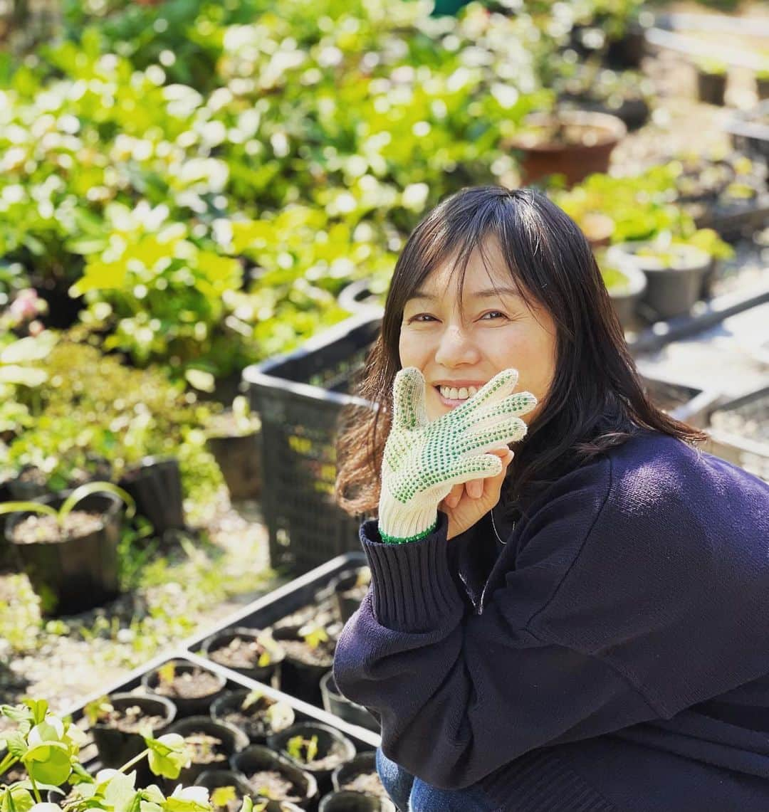 奥貫薫さんのインスタグラム写真 - (奥貫薫Instagram)「.  土いじりしたよ🌿」6月12日 15時22分 - kaoru_okunuki