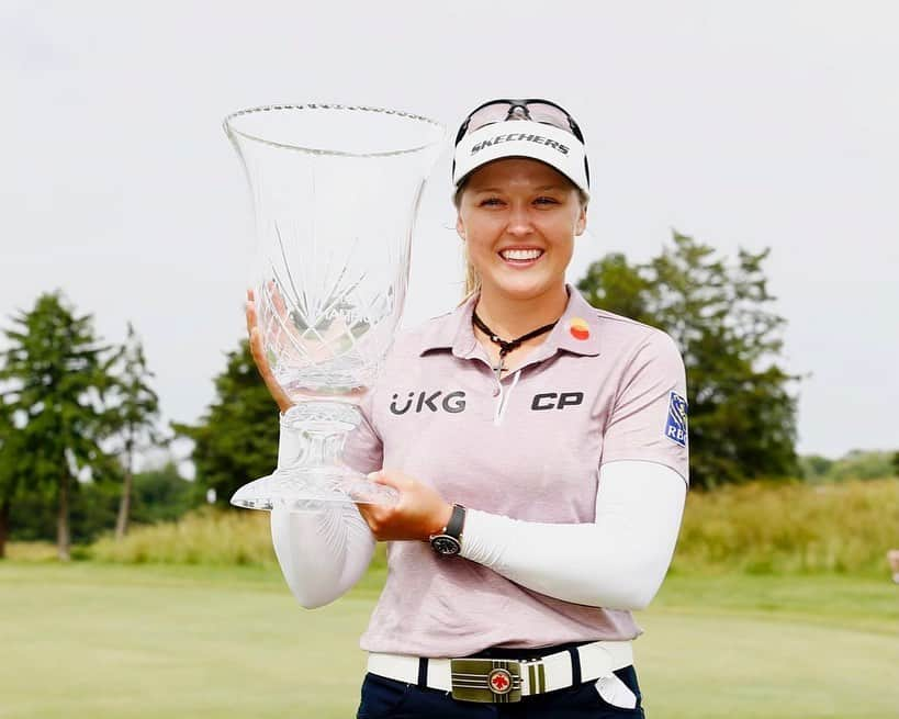 ブルック・ヘンダーソンのインスタグラム：「Win #11 !!! ❤️ @lpga_tour  Thanks be to God! 😊」