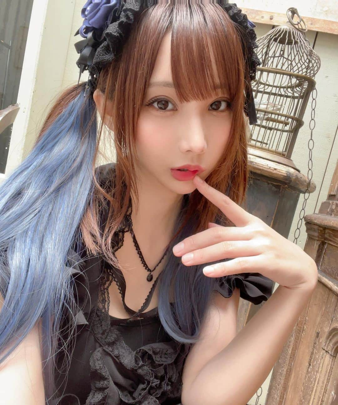 花咲来夢さんのインスタグラム写真 - (花咲来夢Instagram)「最近覚えた言葉♣️ ポラライズ・・・めっちゃ強いバリューかめっちゃ弱いからブラフしてるかのどっちか オープン・・・プリフロップでまだ誰も参加してない時にレイズで入ること（コールで入るのはリンプと言う リンプしたらなんとなく初心者っぽいみたい。）  まだまだひよっこ🐤ですが、 らいむタソ 世界で戦ってきます🤩♥️🌍🇺🇸🇵🇭✨（笑）  ﾎﾟｫｶｧ人生で 毎日がキラキラしておる😉🤟🌟 人生で常に今が一番楽しい♦️♦️   #ポーカー  #ポーカー人生」6月13日 10時12分 - raimu_charlotte