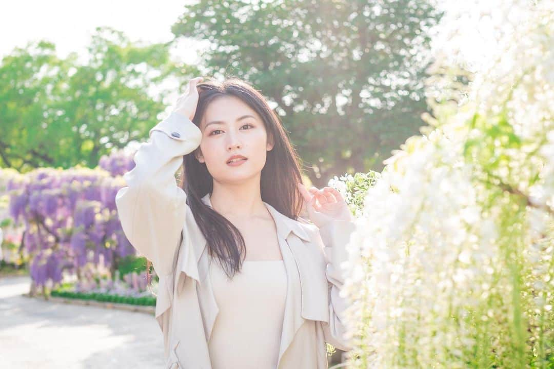 久保田杏奈のインスタグラム：「． ． ． ． ． ． photo： @toshi.orita  place： @ashikaga_flower_park  ． ． ． #久保田杏奈 #あんぴい #足利市 #足利市在住 #モデル #model #塾講師 #いいね歓迎 #フォロー歓迎 #フォロワー募集中 #ポートレート #portrait #被写体 #撮影 #作品撮り」