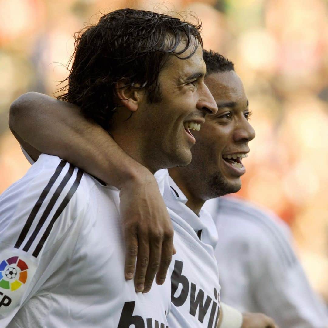 ラウル・ゴンサレスのインスタグラム：「Gracias, @marcelotwelve!!! LEYENDA del @realmadrid. Todo lo mejor para ti y tú familia en el futuro.❤️😃」