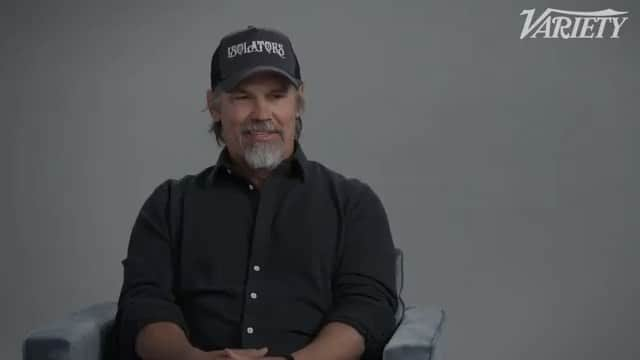 ジョシュ・ブローリンのインスタグラム：「#Repost @variety ・・・ When his planned #ActorsOnActors partner was a last-minute no-show, @joshbrolin took matters into his own hands, interviewing himself. 👀⁠ ⁠ Watch the full "conversation" at the link in bio.」