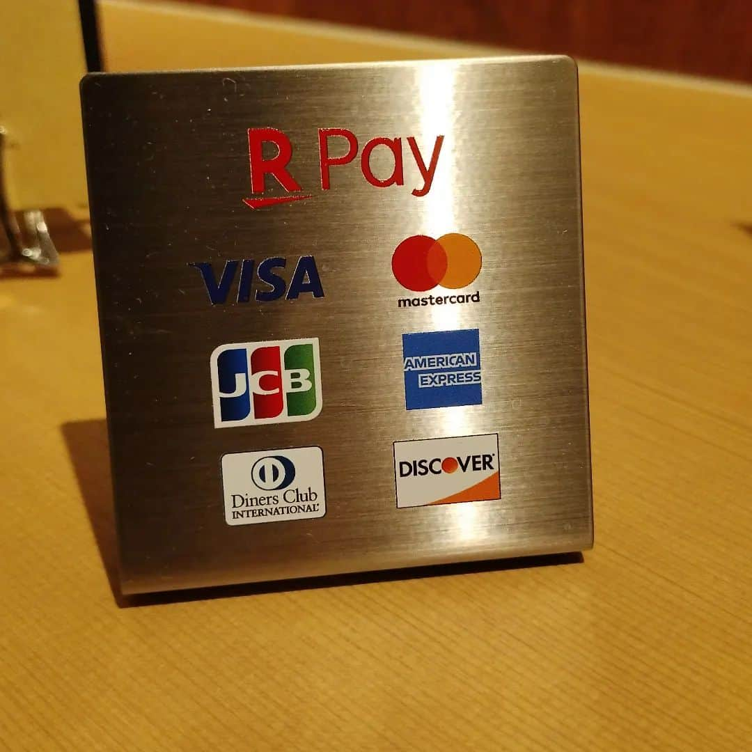 三木谷浩史さんのインスタグラム写真 - (三木谷浩史Instagram)「Rakuten Pay  Looks cool」6月14日 6時21分 - hiroshi.mikitani