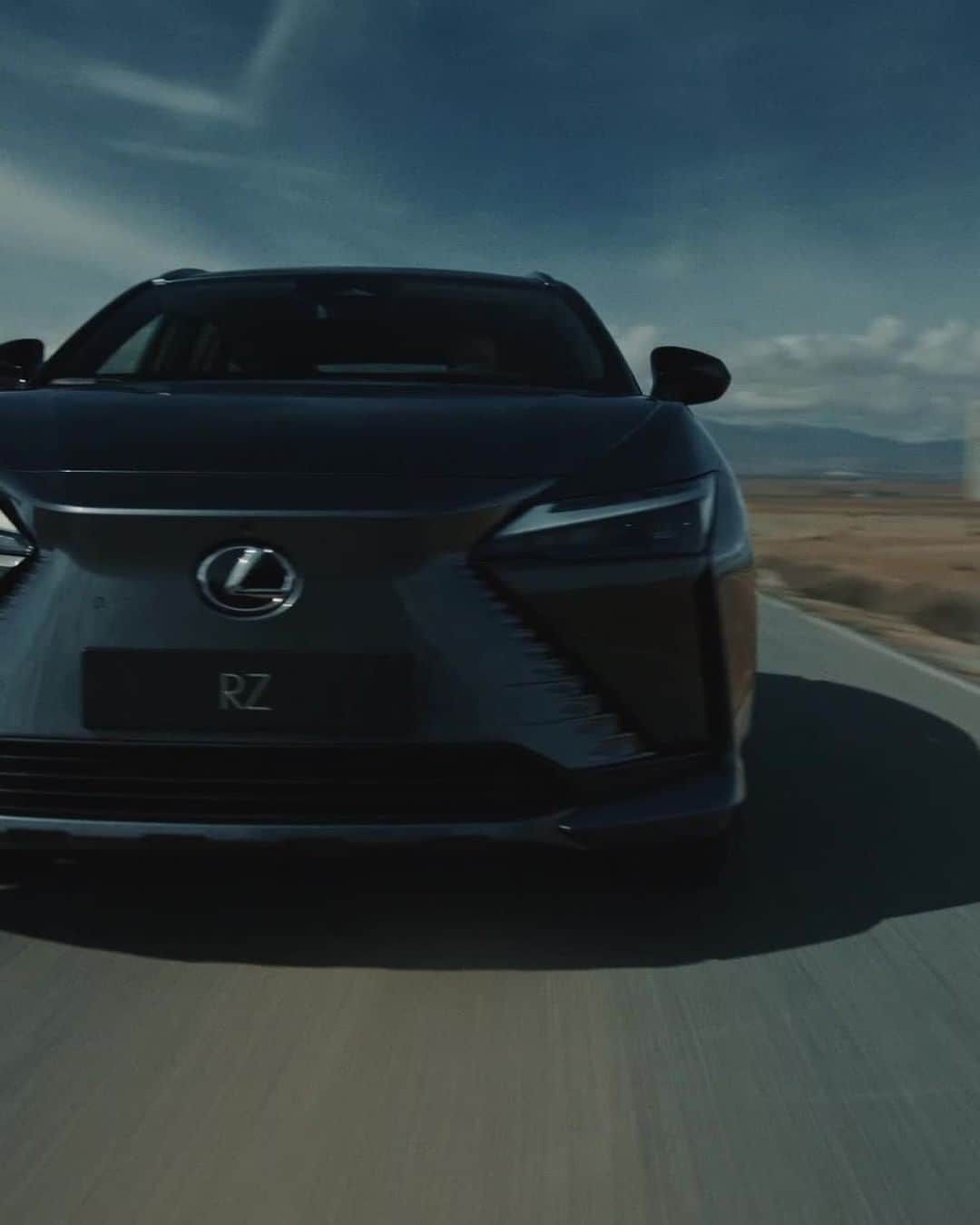 Lexus UKのインスタグラム：「The all-new, all-electric #LexusRZ is packed full of clever features. Which one interests you the most?」