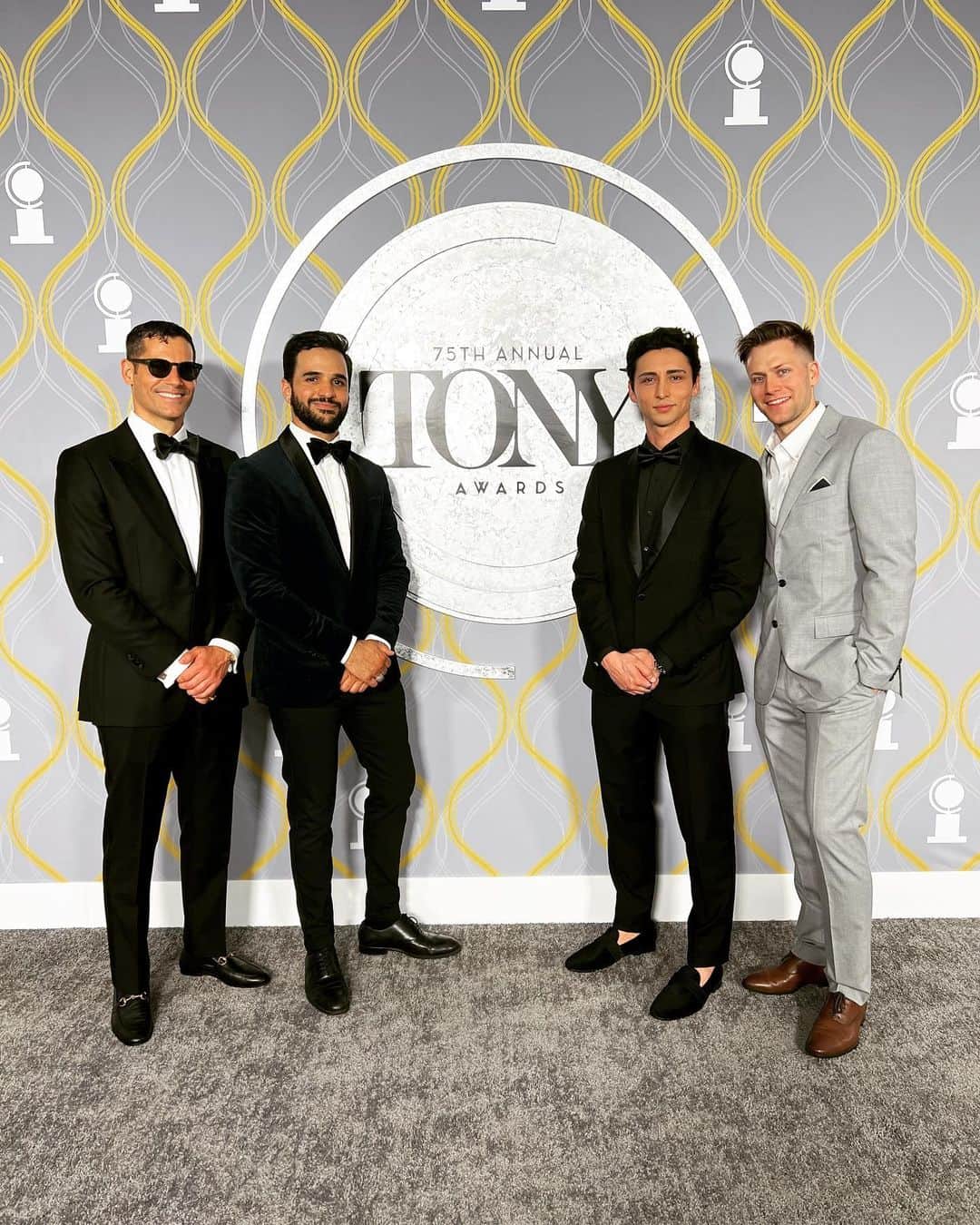 ジュリアン・スィーヒのインスタグラム：「Tonight we won. Tonight we live. #TakeMeOut #TonyAward 🏆🏆」