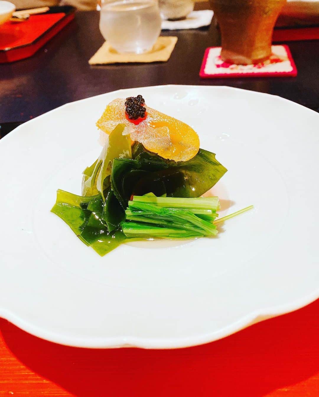 香西かおりさんのインスタグラム写真 - (香西かおりInstagram)「金沢にて和食を。 お魚がとても新鮮で美味でした。 天狗舞の春酒をゆるりと呑みながらシアワセな時間でした。  #香西かおり #飯スタグラム #酒スタグラム #金沢 #天狗舞 #中三郎」6月14日 16時50分 - kaori_kouzai_official