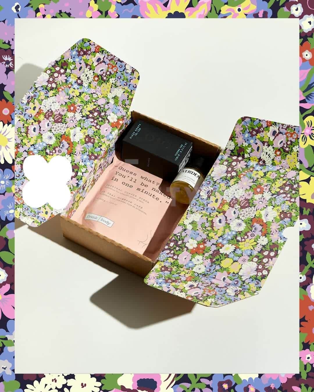 のインスタグラム：「Have you heard of #TheBeautyDrop? It’s our exclusive beauty members club that rewards you with a fully redeemable monthly fee, plus four discovery boxes delivered straight to your door, every year.  Watch to see what our members think..  SUBSCRIBE, BANK. DISCOVER  💄Deposit £20 a month to get 100% redeemable credit to spend in store or online straight away, or save it up and spend big on beauty whenever you want.  💄Plus you’ll get £300 worth of regular beauty Discovery boxes absolutely free, and no delivery charge all year.  Sign Up Now via our bio! #LibertyBeauty」
