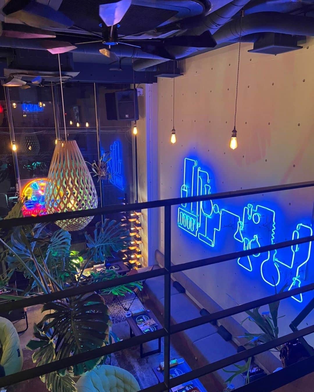 MOMOKAさんのインスタグラム写真 - (MOMOKAInstagram)「Girl's night🦋💞  #Osaka #shisha」6月14日 23時32分 - _chan_momo03