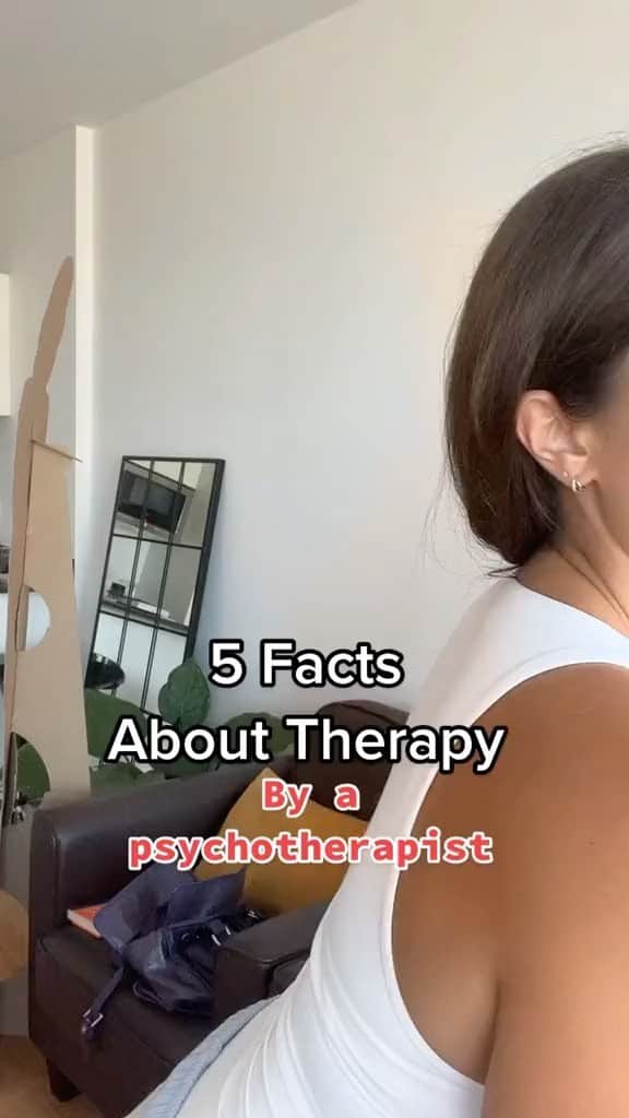 のインスタグラム：「5 facts about #therapy 🧠」