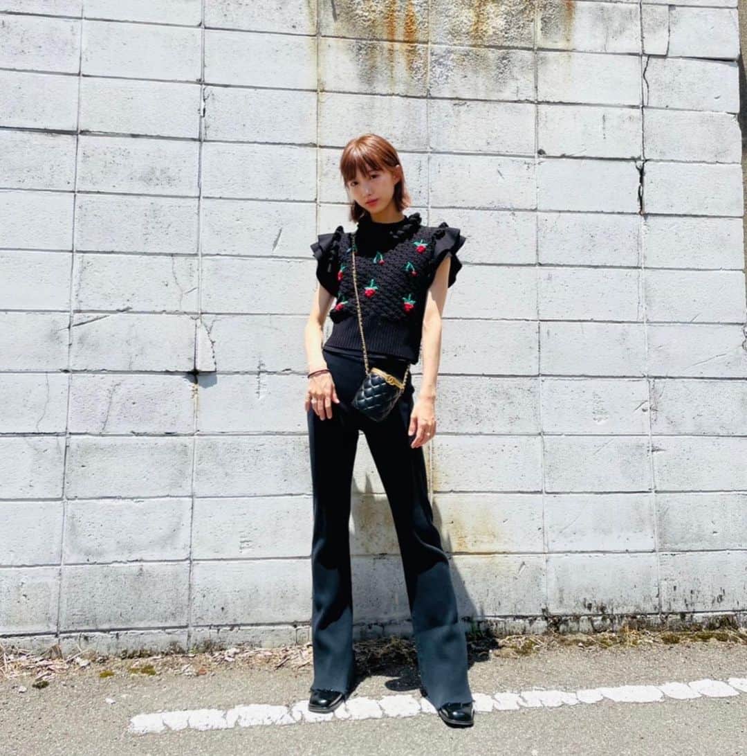 飯島望未のインスタグラム：「@leinwande_official  @perverze_official  @chanelofficial」