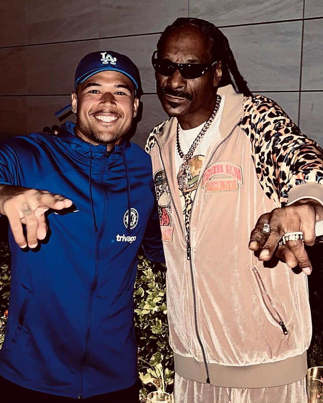 のインスタグラム：「Zerei @snoopdogg We're just having fun 🤣😎🤫」