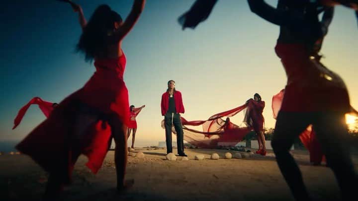 ウィズ・カリファのインスタグラム：「VIDEO FOR BAD ASS BITCHES DROPS TOMORROW 💃🏽💃🏽💃🏽  #Multiverse #Wizzlmania #Bab」