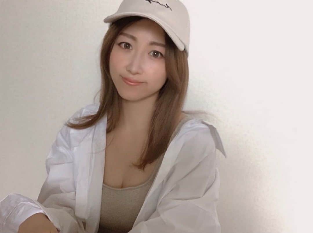 yukieのインスタグラム：「毎日10〜20分程度の有酸素運動を続ける事で、記憶や学習力をつかさどる大脳の「前頭前野」が活性化 ↓↓ 集中力　記憶力　判断力　発想力などがUP✨ ⁡ 気分転換やポジティブな気持ちにもなれるし、良いこと尽くしですね😁 ⁡ #おはようございます  #今日も素晴らしい１日を  #morning #happyday  #goodmorning」