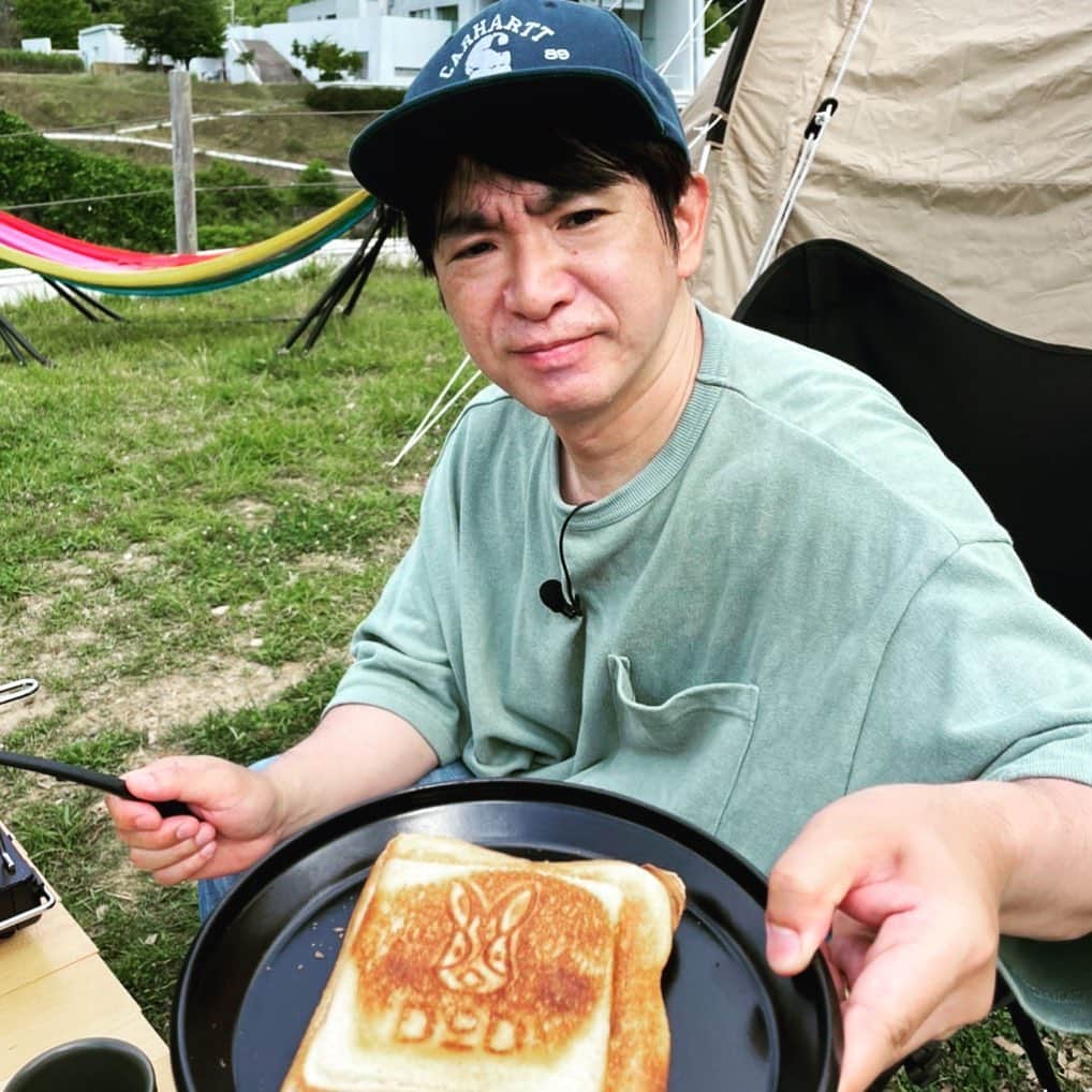 濱口優さんのインスタグラム写真 - (濱口優Instagram)「#キャンプ　#ホットサンド #焼けたで」7月14日 12時46分 - hamaguchi_masaru