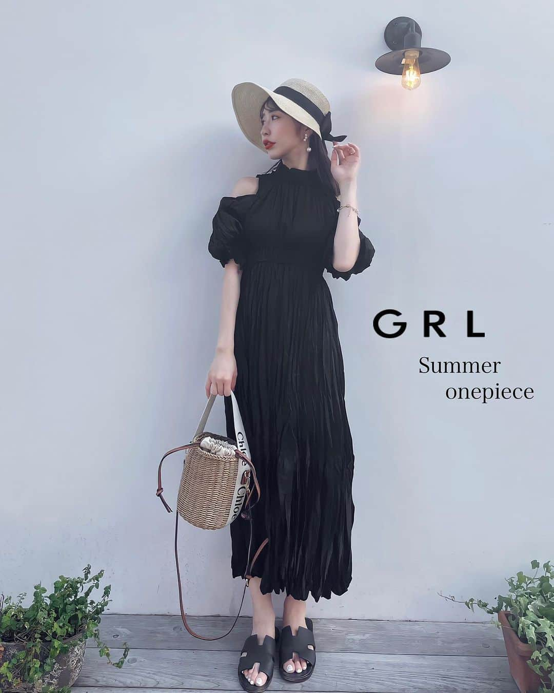 GRL/グレイル ショルダーオープンワッシャープリーツワンピース