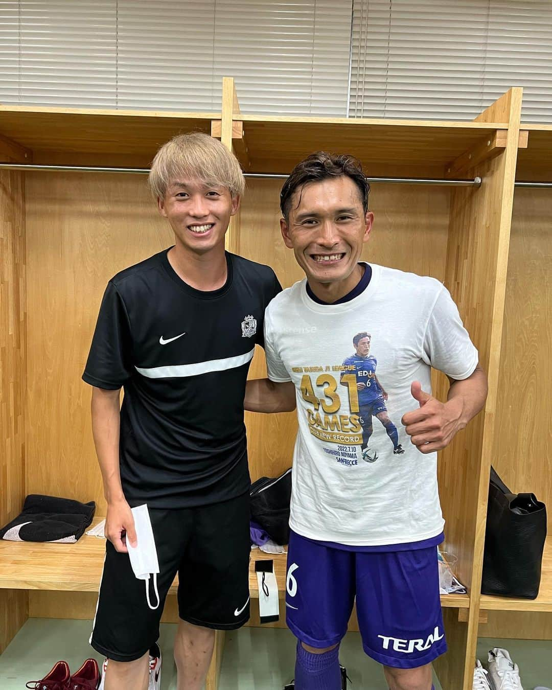 森島司のインスタグラム：「431試合おめでとうございます🎉」