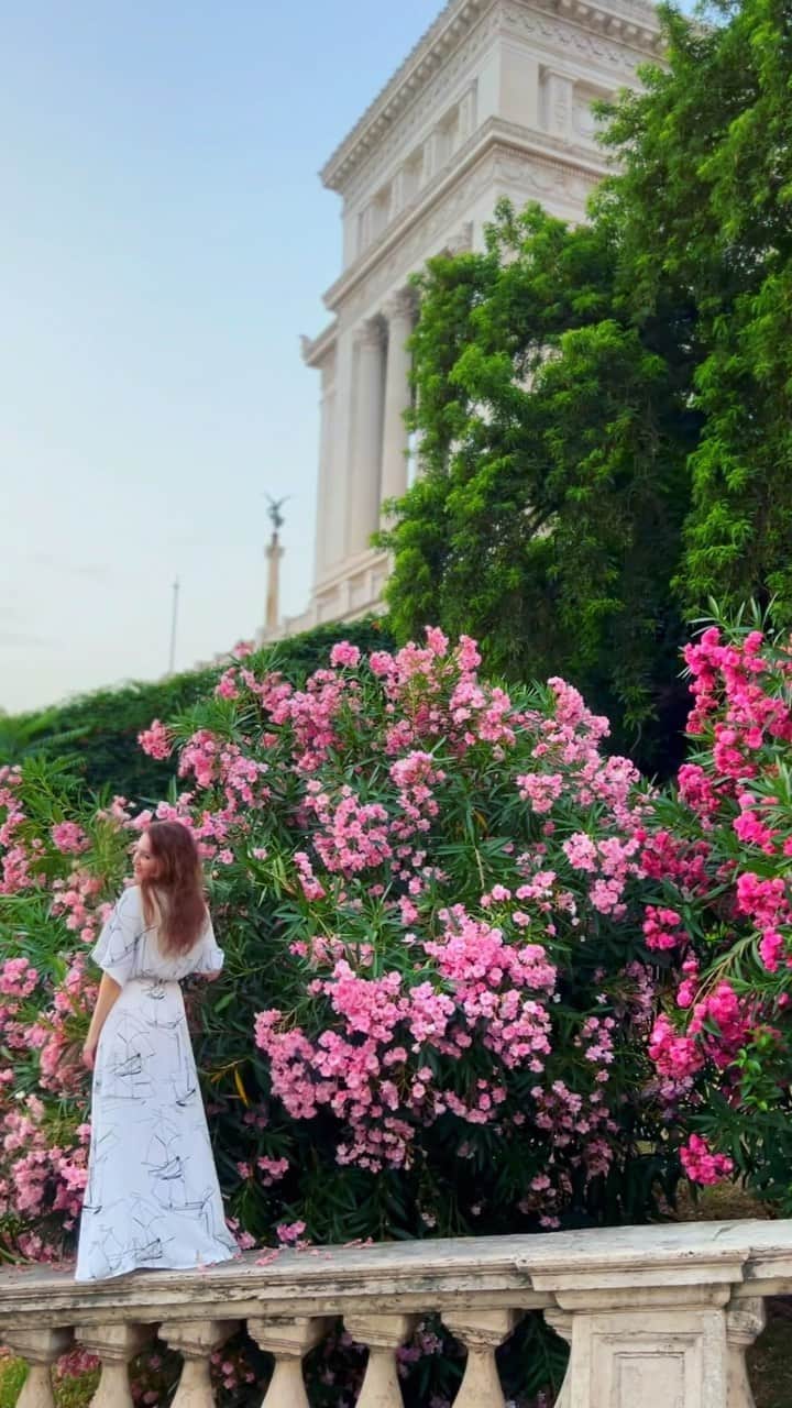 アイーダ・ニコライチュクのインスタグラム：「Трошки краси в стрічку 💕」