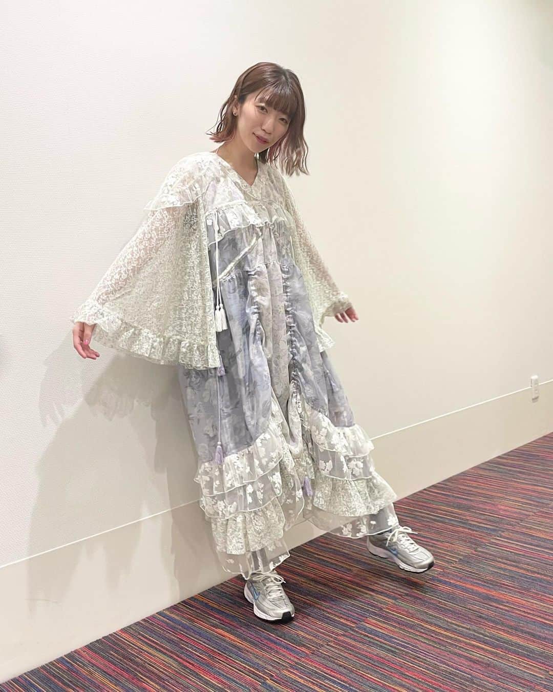 ぱいぱいでか美のインスタグラム：「今夜の『激レアさんを連れてきた。』見てねん🏃‍♀️ . 好きな番組に呼んでもらえるほど光栄なことないよね！ 収録中めっちゃ笑ったけど胸がいっぱいになるようなお話を聞けて これぞ「激レアさん」でした✨ 衣装兼私服はrurumu:です🐇 この服でマキオカリー食べた私の勇敢さ褒めてほしいわ！ (マキオカリー美味しすぎるので夏のうちに店舗で食べるのが小さな目標になりました) . #激レアさんを連れてきた #激レアさん #でか美ちゃん #でか美衣装 #でか美私服」