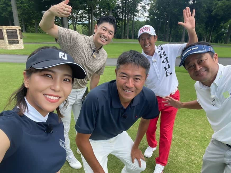 横田真一のインスタグラム：「マルハンカップシニアの事前盛り上げ番組 放送お楽しみに！ 【番　組】ゴルフＯＮＥ 【放　送】BS-TBS 【放送日】8月  太平洋クラブ御殿場コースはいつ来ても最高ですね！ 対戦者​　芹澤信雄　横尾要 ＭＣ​高橋大輔フリーアナウンサー（神奈川大学ゴルフ部出身） ​秋山真凛（タレント・元競技ゴルファー・元ソフトバンクホークス監督秋山幸二氏ご令嬢）」