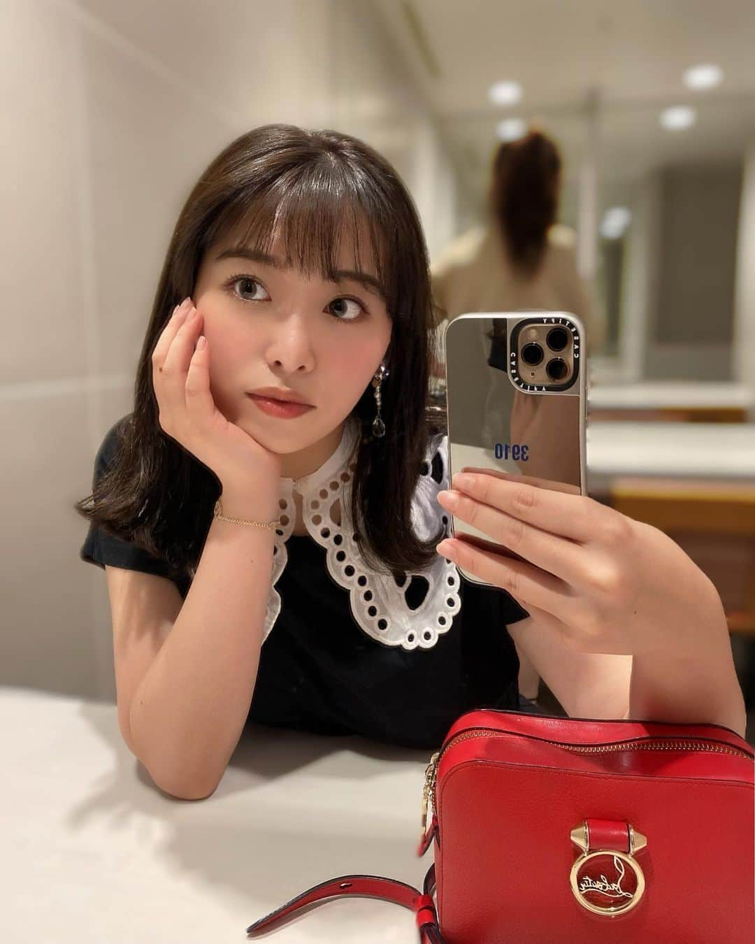 辰巳さくら（さくてん）さんのインスタグラム写真 - (辰巳さくら（さくてん）Instagram)「新しいiPhoneケースきたあ！！  オリジナルケース作れるのよ〜🥺🥺 私は3910って文字を真ん中にして、 ミラーにした✌️✌️ ミラーっていつでもメイクチェックできるのありがたいよね〜💄  ケース自体がしっかりしてるから 何回落としてもいけそうで安心🙋‍♀️笑  @casetify @casetify_jp   #iphoneケース #カスタムケース #iphoneカバー  #casetify #showyourcolors」7月11日 20時07分 - s.kten