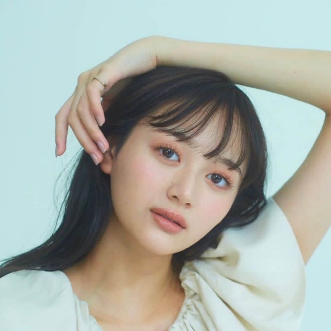 加藤栞のインスタグラム：「Love🤍」