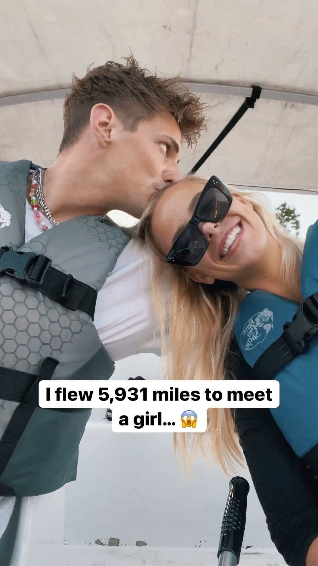 Mark Dohnerのインスタグラム：「I flew 5,931 miles across the world to meet a girl… 😱 was this a good idea?! full vid in bye-0」