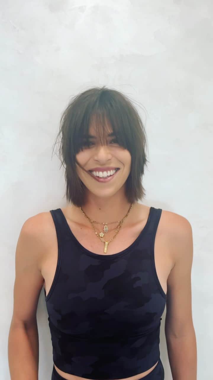 アイラ・トムリャノビッチのインスタグラム：「Joseph: What are we doing today? Me: Hot girl summer. Joseph: Say no more.  By the best  @josephgiustizia 🤍 @museahairsalon 😮‍💨 Laugh by @hanitom91」