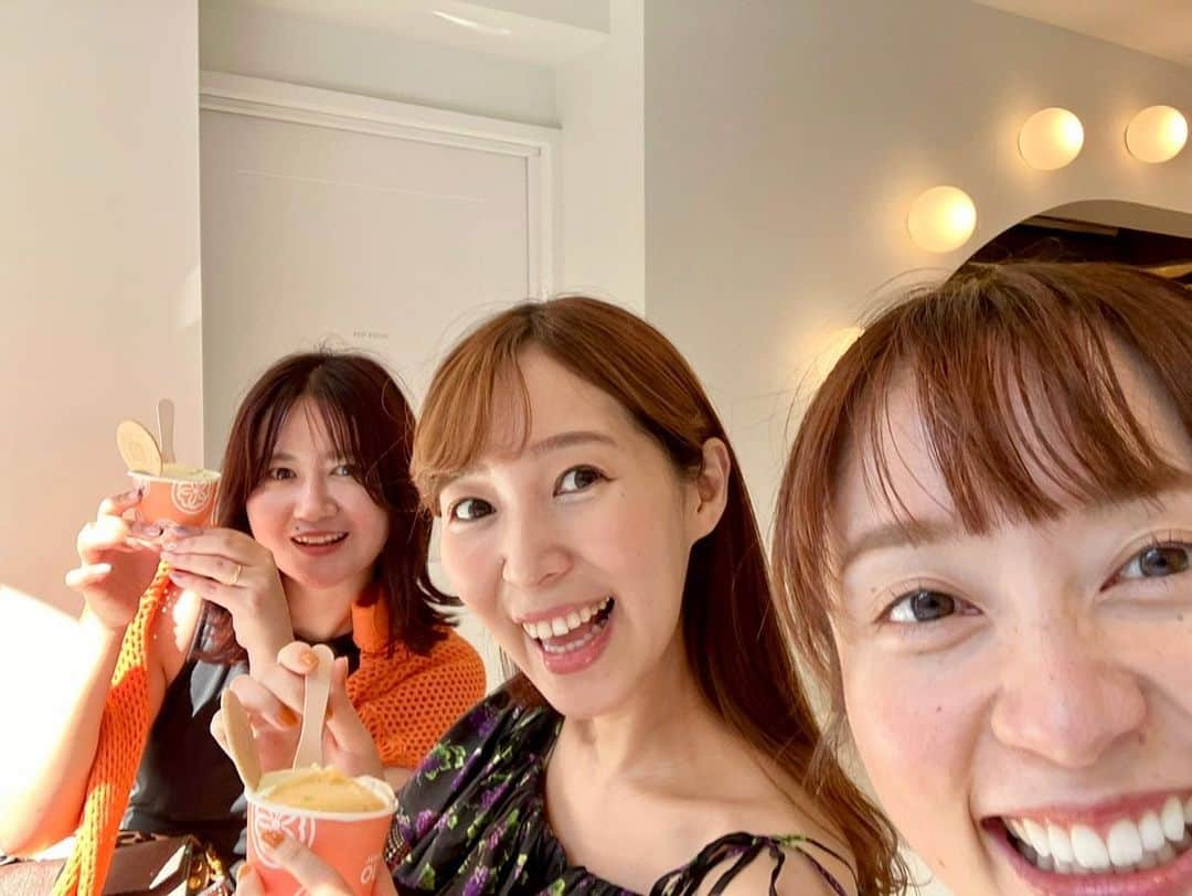 小野澤玲奈さんのインスタグラム写真 - (小野澤玲奈Instagram)「この前の私たち😊  後輩ちゃん、というより友達？  夏のアイス最高だったね🍨✨  #アイス #ずんだ  #ワンピース #🍇 #msgm  #なんの話したかあんまり覚えてない  #会えただけで嬉しい💓 #とり色白 #やまだの手🥐」7月12日 9時23分 - reina.onozawa