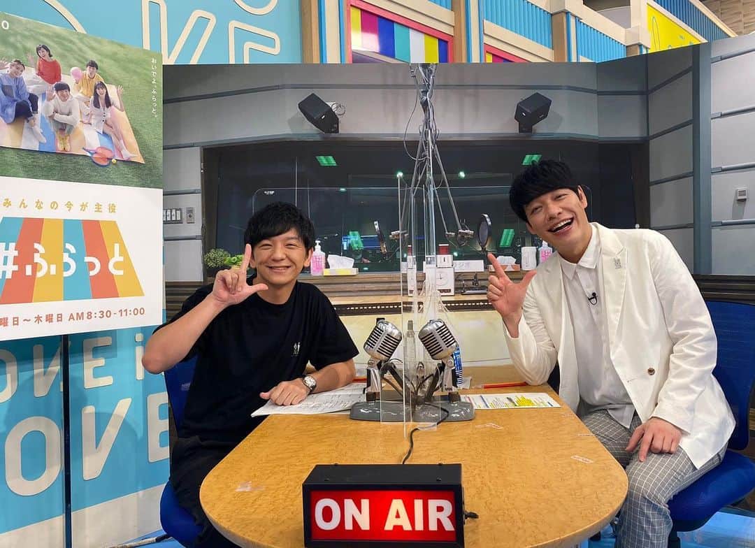 向井慧のインスタグラム：「嘘みたいな時間でした。脳みそがショート寸前。 #ラヴィット #ふらっと #tver でも #radiko でも」