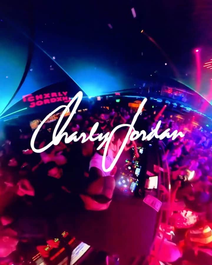 チャーリー・ジョーダンのインスタグラム：「E11EVEN MIAMI SWIM WEEK 💦 @Charlyjordan coming in hot with the MEAN bass drops! Friday, July 15 😉  Tickets & Tables: 11miami.com/swimweek  #11Miami #MiamiSwimWeek #NOSLEEP」