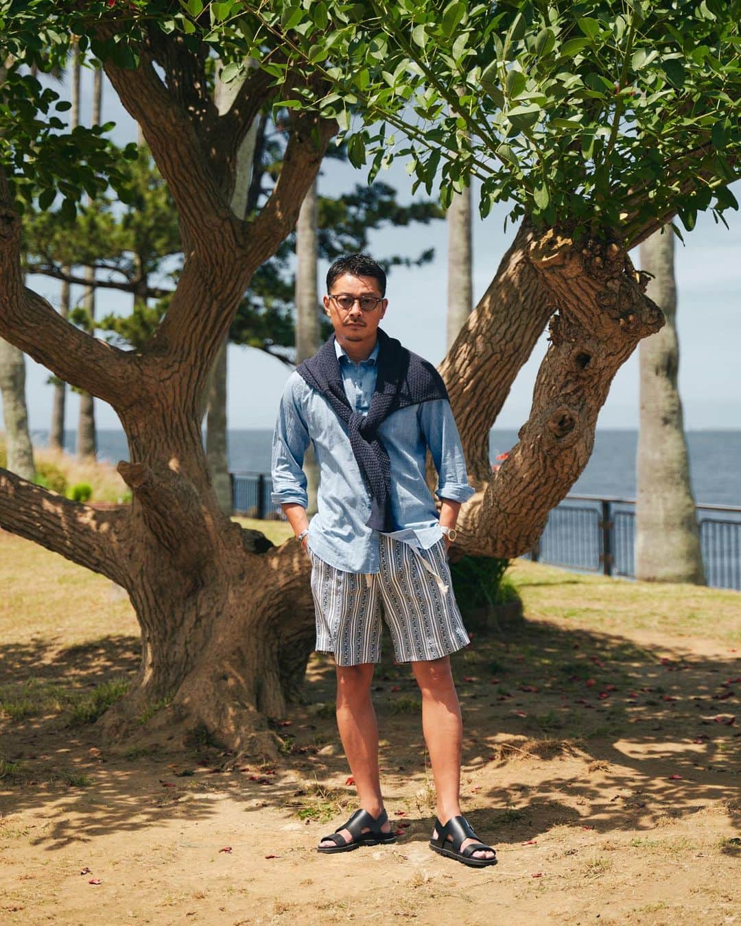 高田朋佳のインスタグラム：「#avancer summer style.  #summerstyle #summerfashion #resortstyle #resortfashion #メンズファッション #リゾートスタイル #tomoyoshitakada #fashioncreator」