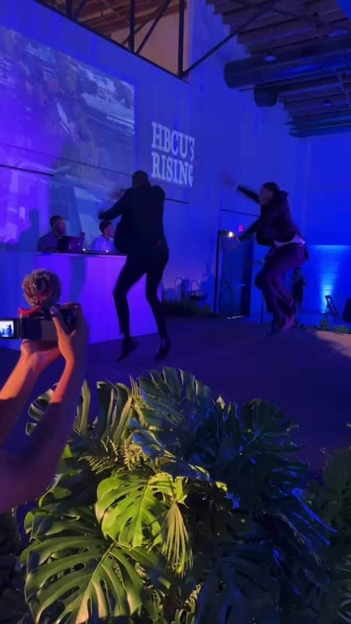 J・R・スミスのインスタグラム：「HBCU RISING!!! @uninterrupted @toyota」