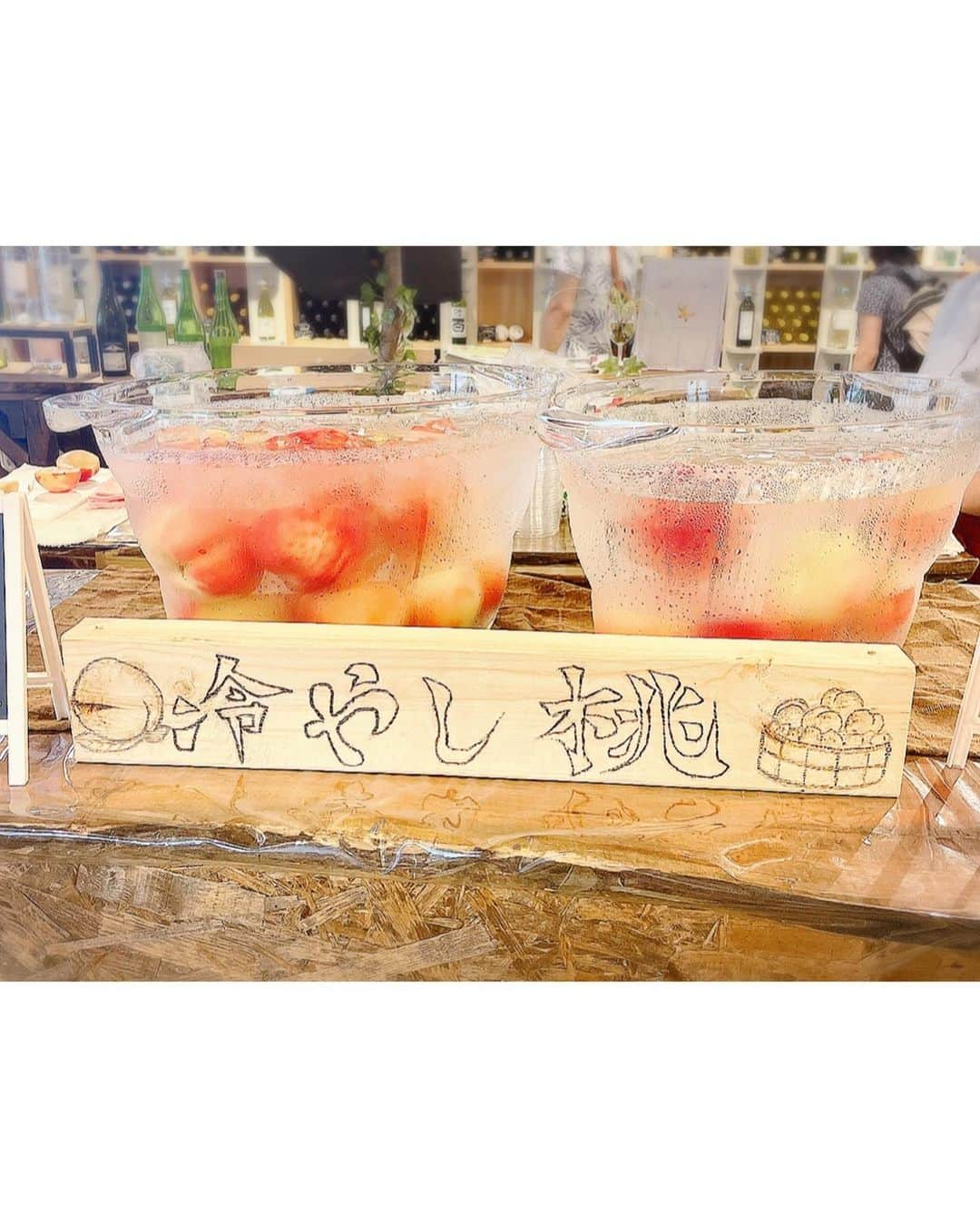 流石夏恋さんのインスタグラム写真 - (流石夏恋Instagram)「🍑  #peach 😋  山梨の桃（🍑•᎑•🍑） あまあまで美味しいよぉ～✌️✨   #yamanashi #yamanashi_japan   #山梨 #山梨県 #桃 #フルーツ王国  #山梨いいとこ一度はおいで 🗻🫶」7月13日 21時03分 - karen_ymcitron