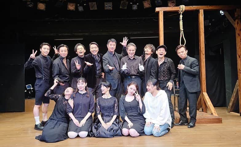 川又咲のインスタグラム：「. . とても遅くなりましたが、 #男〆天魚vol.8 #遺作  ご来場、配信のご視聴、本当にありがとうございましたっ！ . 初めましての方しかおらず、最初はドキドキしっぱなしでしたが、温かいキャストの皆様のお陰で毎日楽しく。 本番中までも楽しすぎるくらいに。 濃厚で充実した期間を過ごさせていただきました🥲 本当に素敵な役者さんしかおりませんでした。 . 脚本、演出である山崎さんともご一緒でき、とっても嬉しかったです。 本当に毎日が楽しくて、今でさえ、写真を見るだけで寂しさが引き戻されてしまいます😂 . 兎にも角にも。 大変なご時世の中、ご来場くださりありがとうございました。 物販も買ってくれてありがとう☺︎💓 . 今回の経験を糧に、今後も頑張ります…！！ . #中野 #ザポケット #演劇 #芝居 #actress #japaneseculture #japan #tokyo #fun」