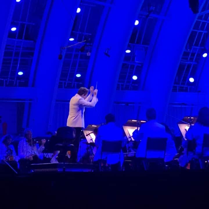 ジェイ・ハガリーのインスタグラム：「Gustavo Dudamel and ‘West Side Story’ at The Hollywood Bowl- …. Magic.  #ilovela」