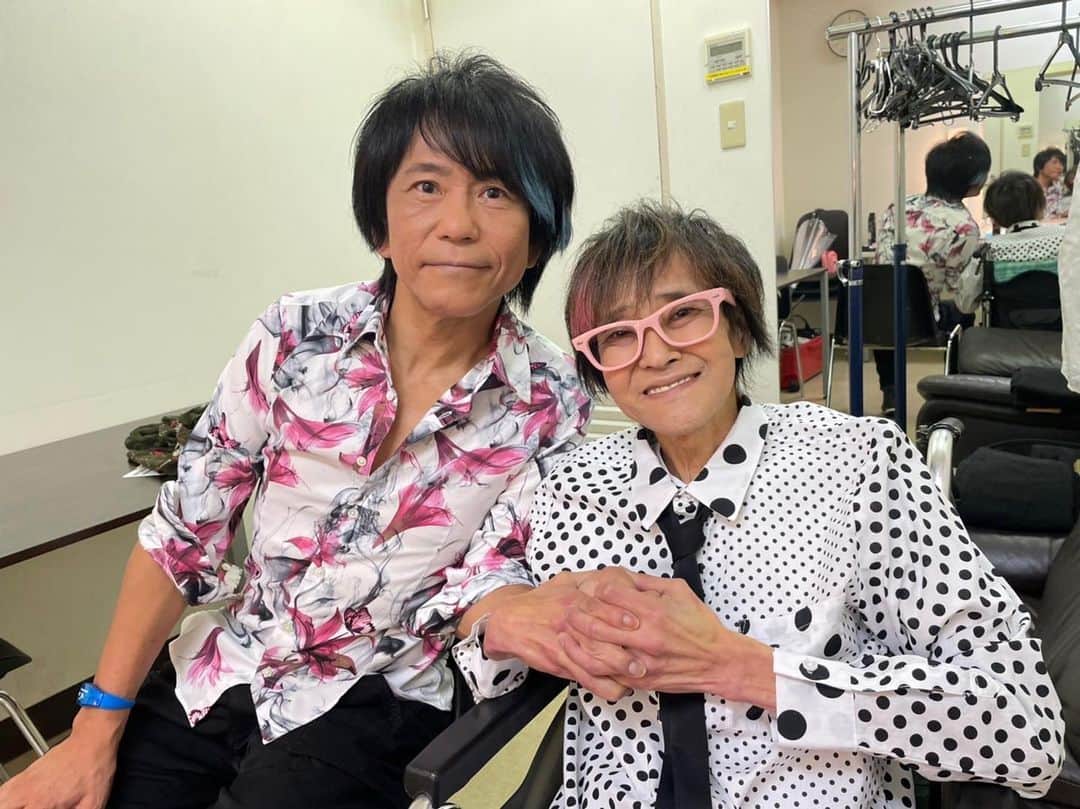 笠浩二のインスタグラム：「今回一部の出演ですが、できる限り一生懸命やらせていただきます！リハーサルが先程終わって、素晴らしいメンバーと出来ることに感謝してます！！(^O^)／」