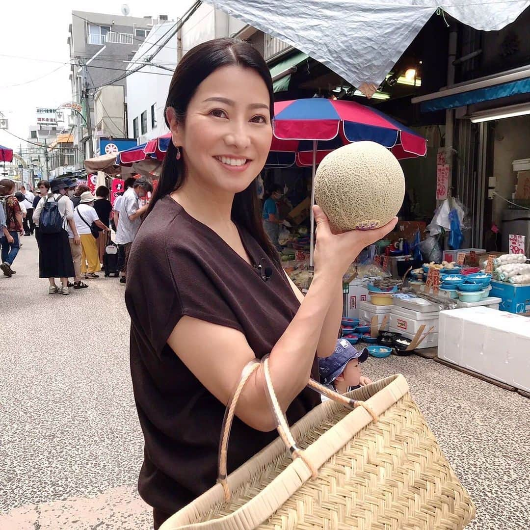 TBS「Nスタ」さんのインスタグラム写真 - (TBS「Nスタ」Instagram)「きょうの特集は 野菜もお肉もお魚も、なんでも安い！  "ハマのアメ横"🐟🥰  値上げに負けない下町商店街の 奮闘をご紹介します🧚‍♀️  このあと18:15〜の放送を ぜひご覧ください！　 #Nスタ #TBS #井上貴博 #ホラン千秋 #仲谷亜希子 #商店街 #レトロ #下町  #洪福寺松原商店街」7月13日 17時54分 - nst_tbs