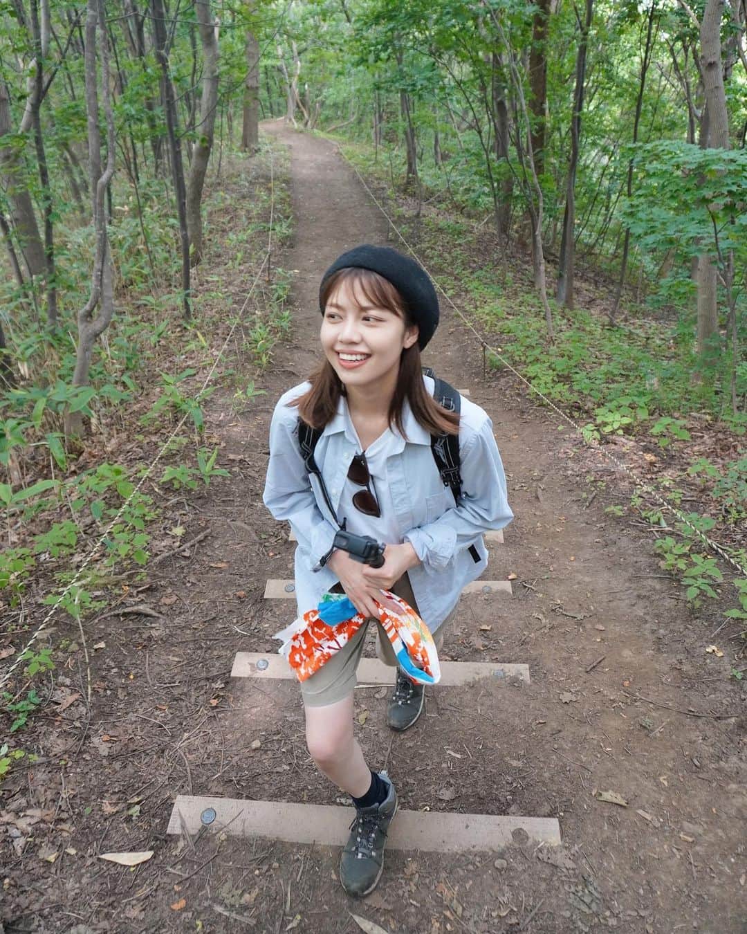 吉田晴香のインスタグラム：「森林浴で整ったとある週末🌳🌳  #北海道登山#登山#登山女子#登山コーデ#無印コーデ  #北海道#hokkaido#hokkaidolove」