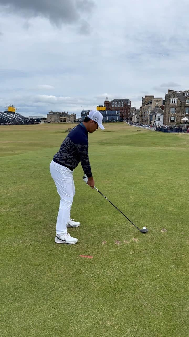 キム・シウのインスタグラム：「Ready to go ✅ @theopen」