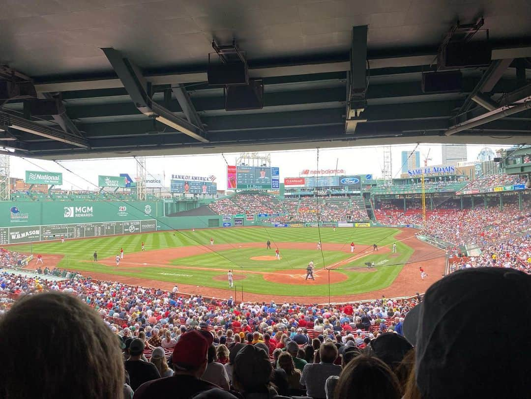 ジュリ・インクスターさんのインスタグラム写真 - (ジュリ・インクスターInstagram)「What an amazing week in Boston! The week kicked off by receiving the Bob Jones Award, which was followed by a Red Sox game, and the Warriors winning it all! It meant the world to share these great memories with my family. Thank you to the @usga for making this all possible and a big congratulations to @mattfitz94 - welcome to the open/amateur club.」6月20日 13時17分 - juliinkster