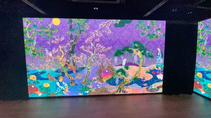 松山智一のインスタグラム：「Ends tomorrow🙏 —————- Tomokazu Matsuyama  Solo Exhibition “Harmless Charm” at Sotheby’s Hong Kong Gallery. @sothebys   June 14-21, 2022」