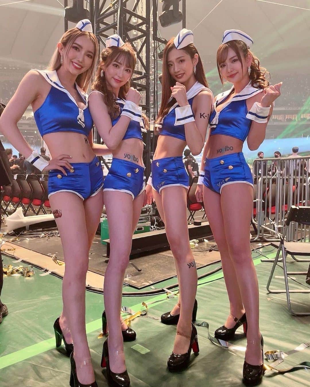 堀尾実咲のインスタグラム：「#THEMATCH2022  K-1GIRLSはこの4人でラウンドガールさせて頂きました💙🤍💙🤍  #k1wgp #k1 #k1girls #k1ガールズ #格闘技 #ラウンドガール #東京ドーム」